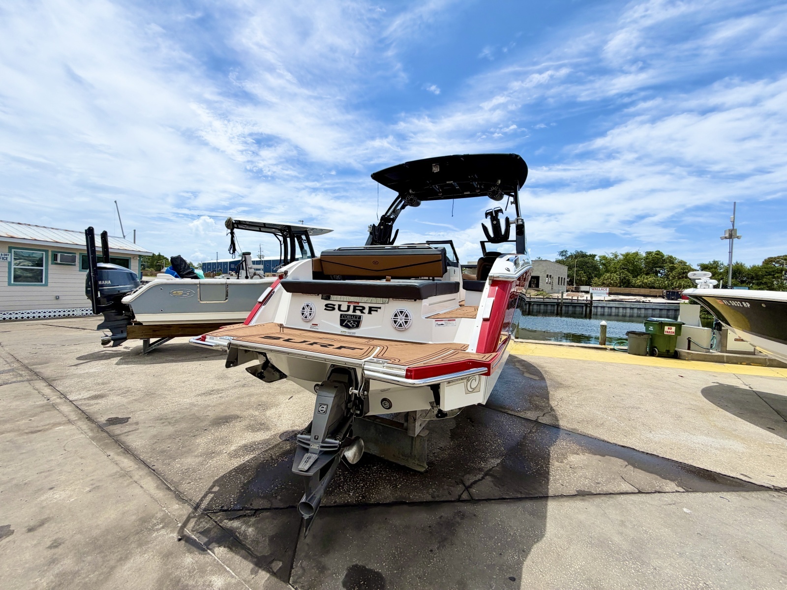 28ft Cobalt Yacht For Sale