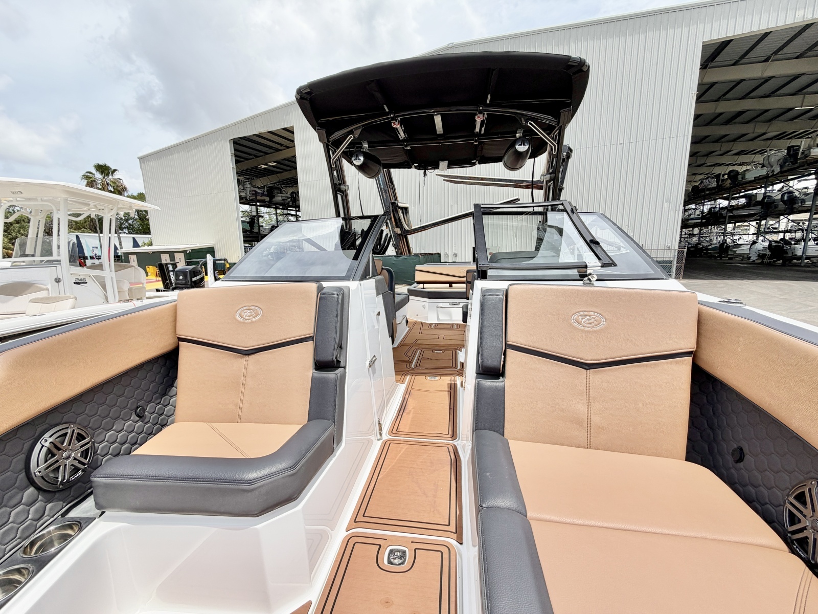 28ft Cobalt Yacht For Sale