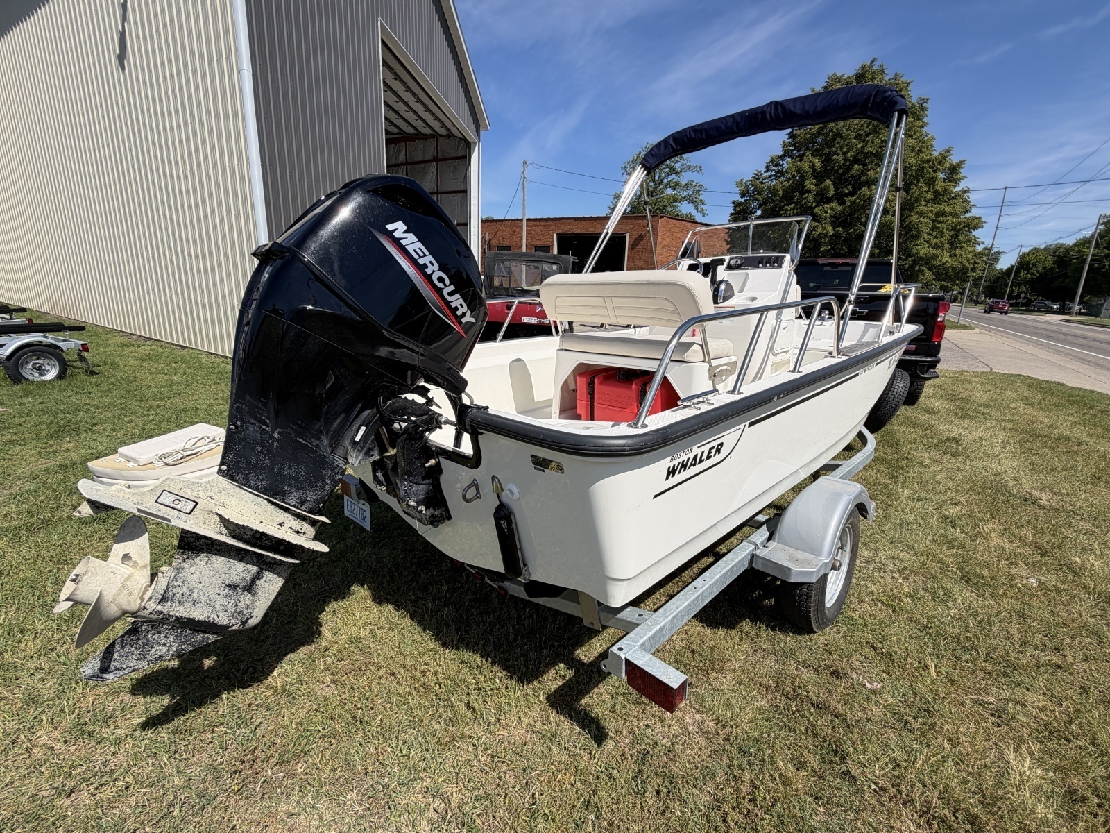15ft Boston Whaler Yacht For Sale
