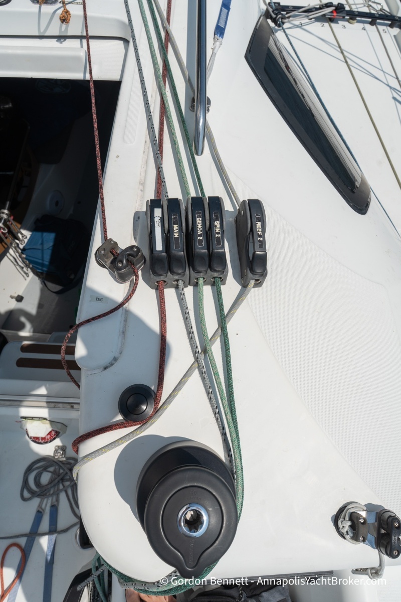 2020 Jeanneau Sun Fast 3300