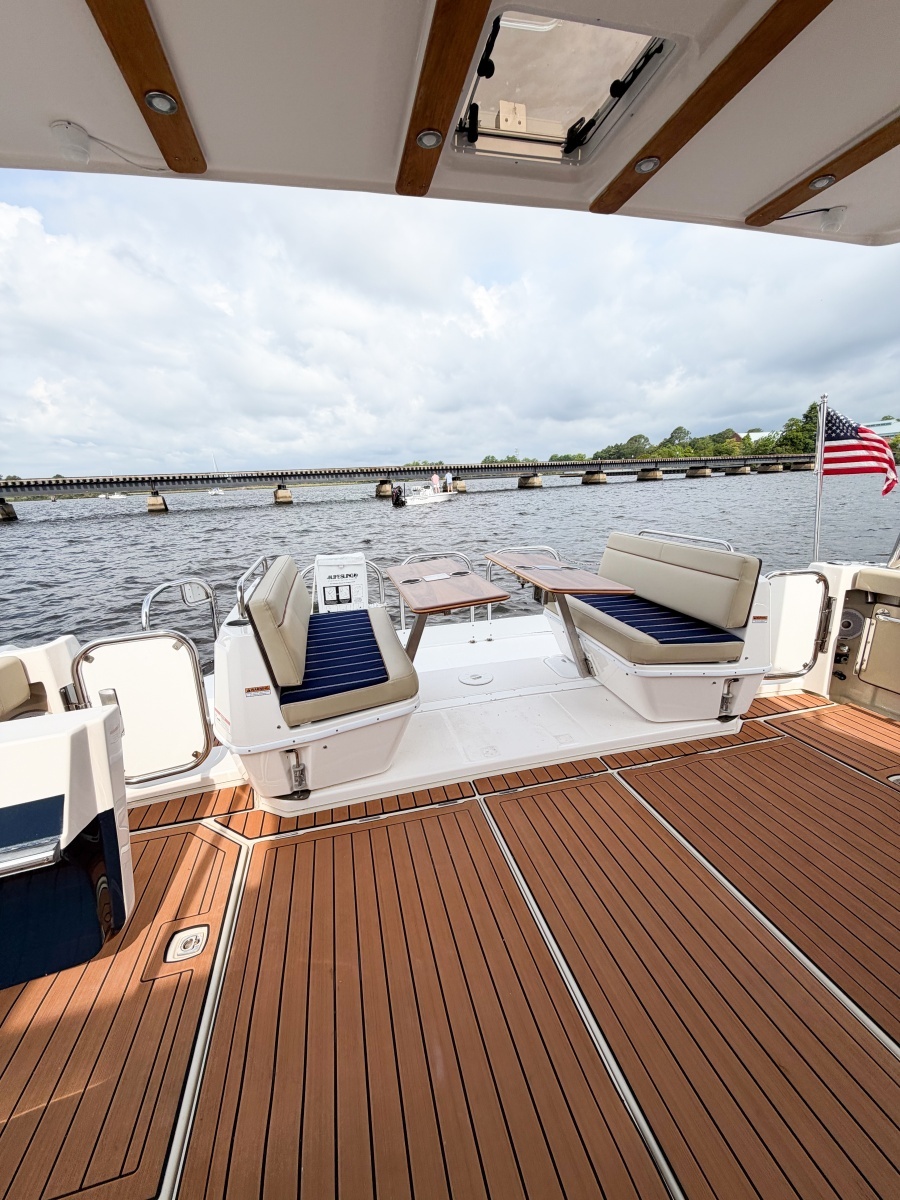 TERULOVE 46ft Ranger Tugs Yacht For Sale