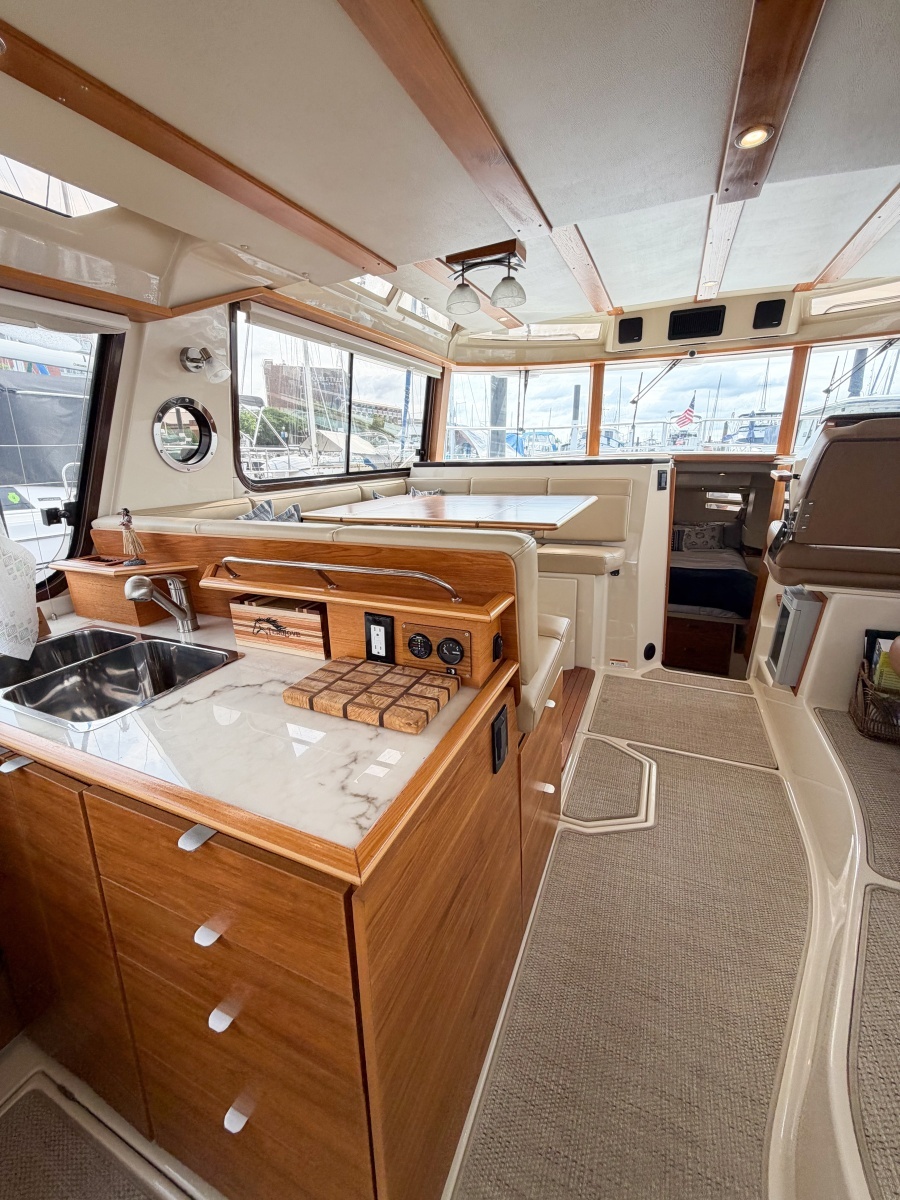 TERULOVE 46ft Ranger Tugs Yacht For Sale