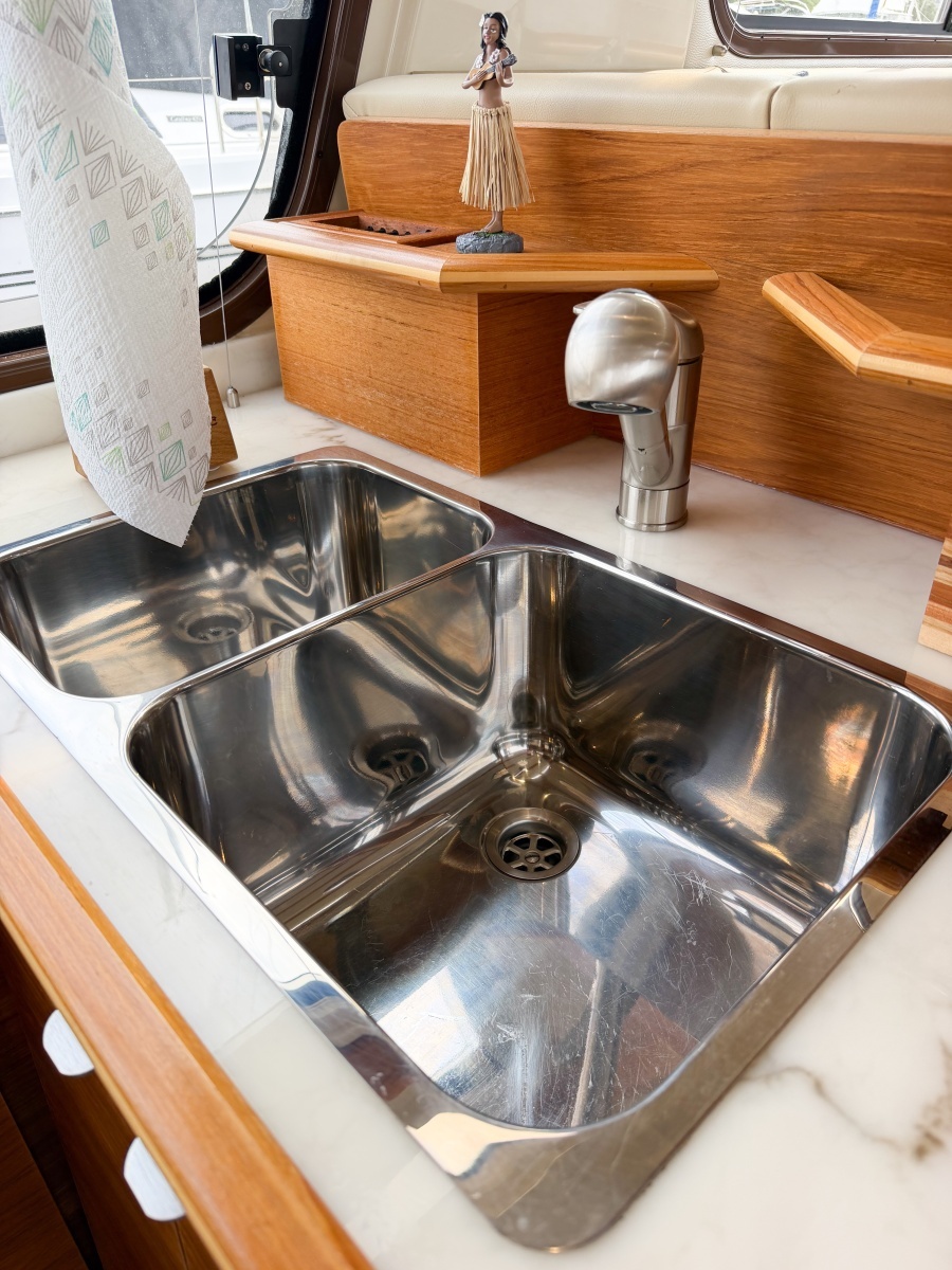 TERULOVE 46ft Ranger Tugs Yacht For Sale