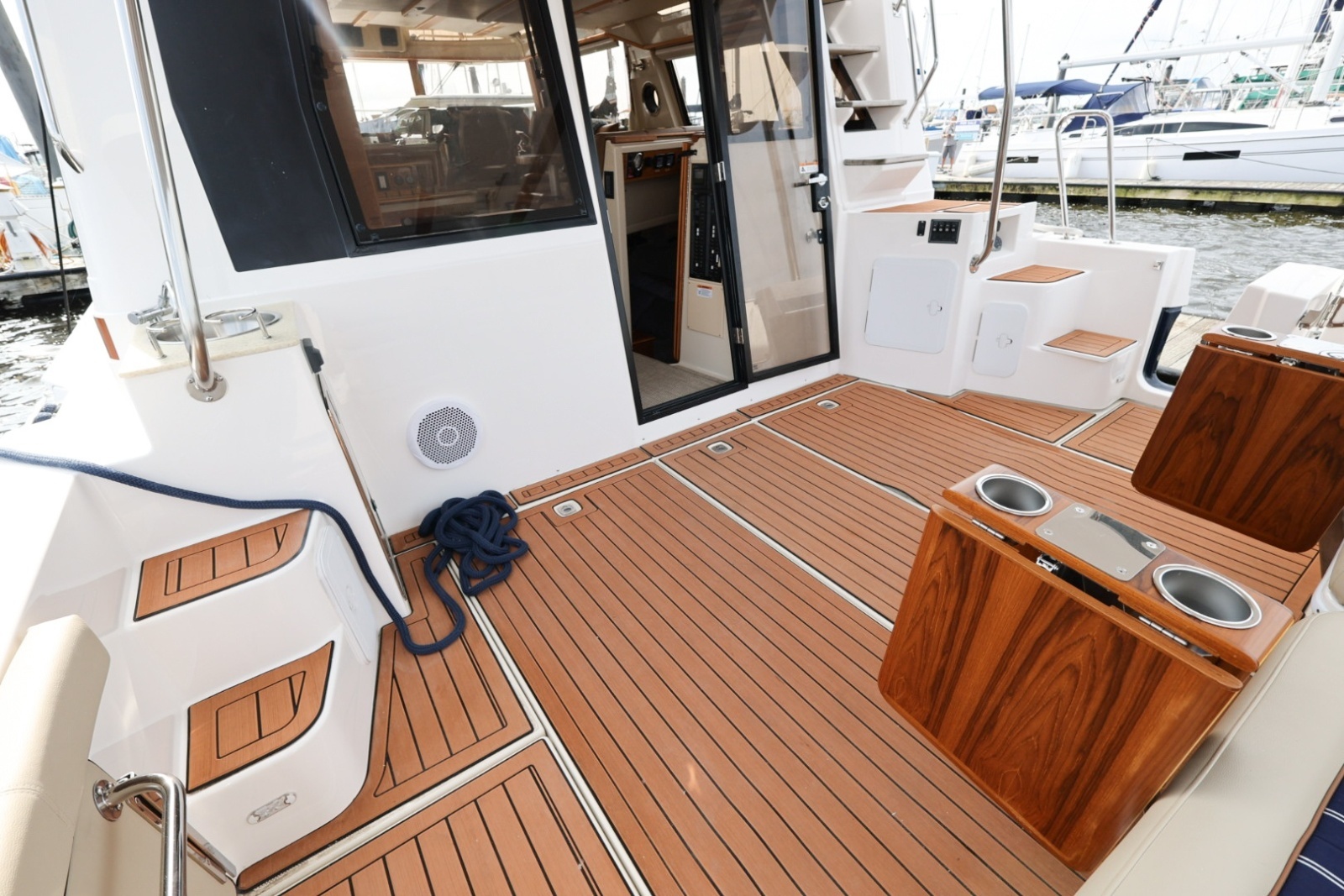 TERULOVE 46ft Ranger Tugs Yacht For Sale