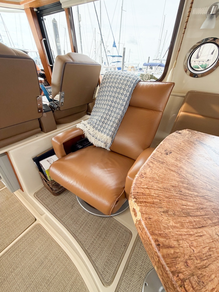 TERULOVE 46ft Ranger Tugs Yacht For Sale