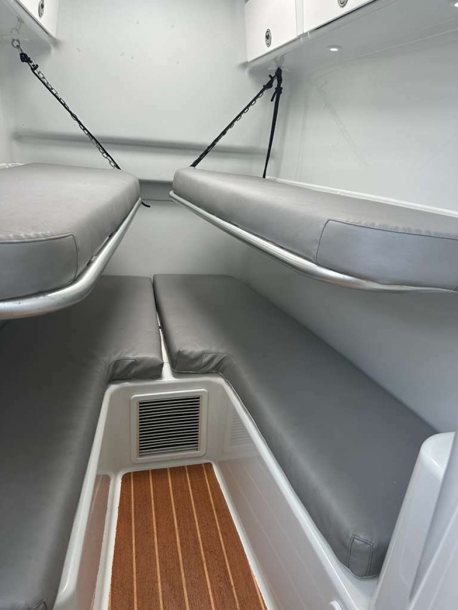 2014 Yellowfin 42 Offshore