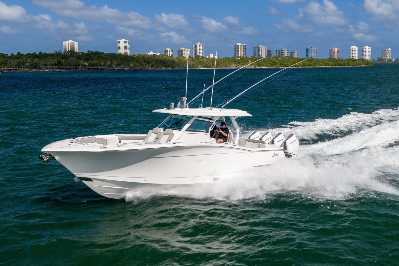 2024 Scout 400 LXF