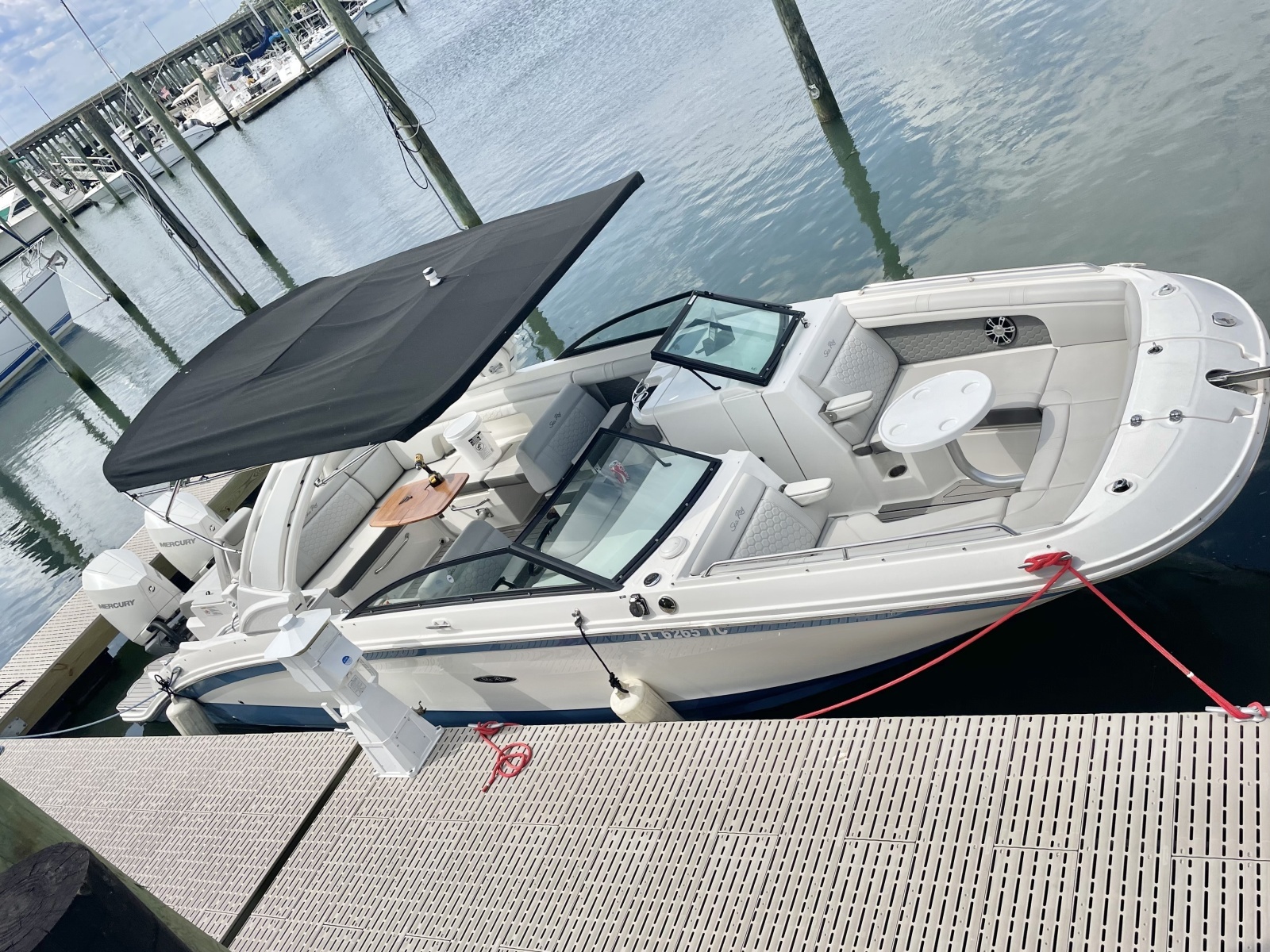 29ft Sea Ray Yacht For Sale