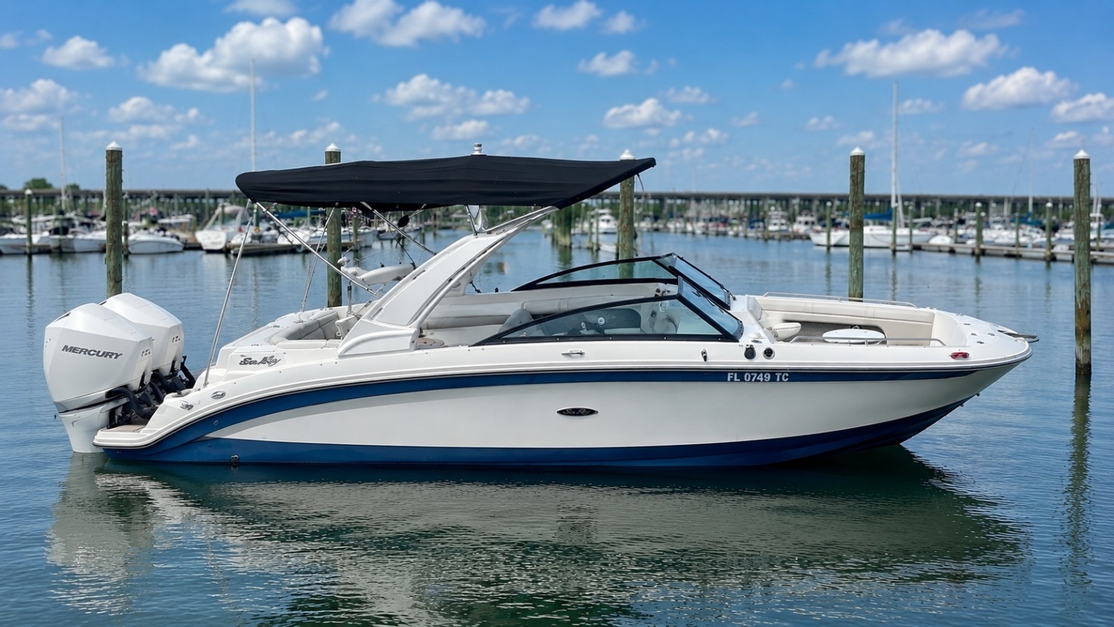 29ft Sea Ray Yacht For Sale