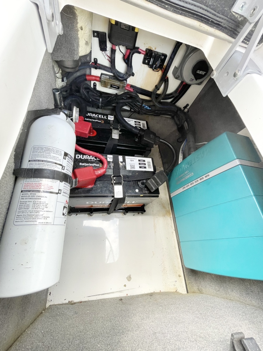 29ft Sea Ray Yacht For Sale