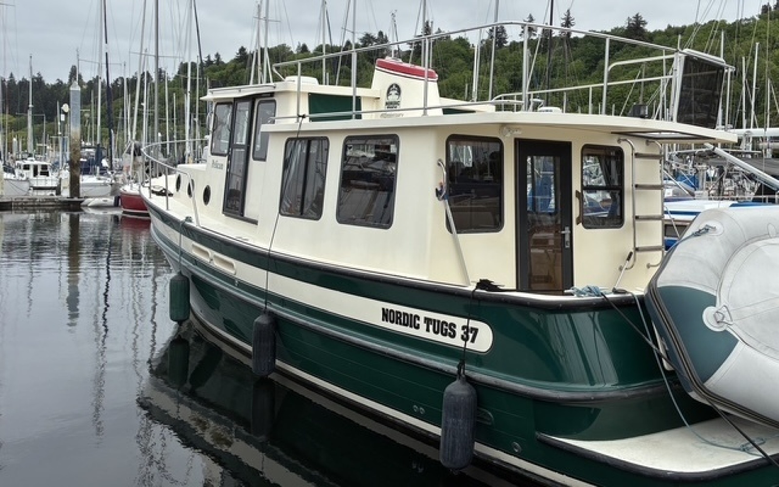 2000 Nordic Tugs 37