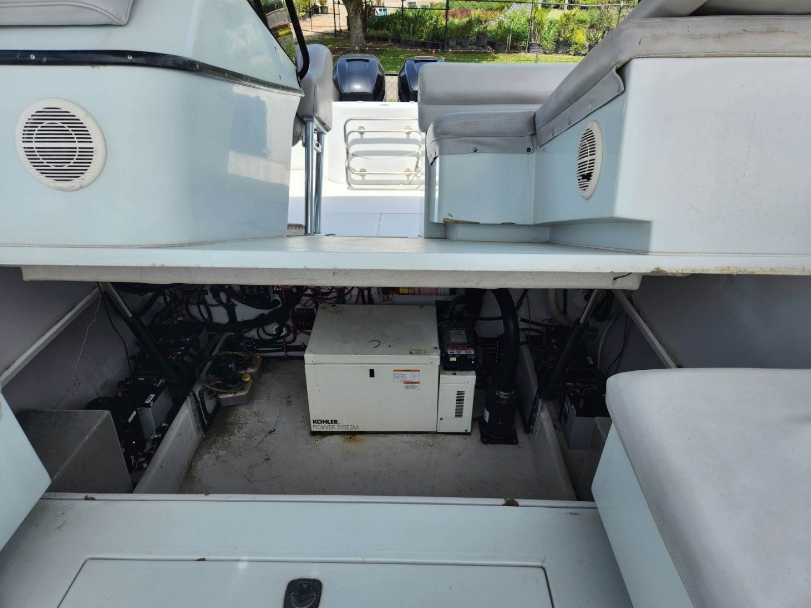 2001 Contender 35 Side Console