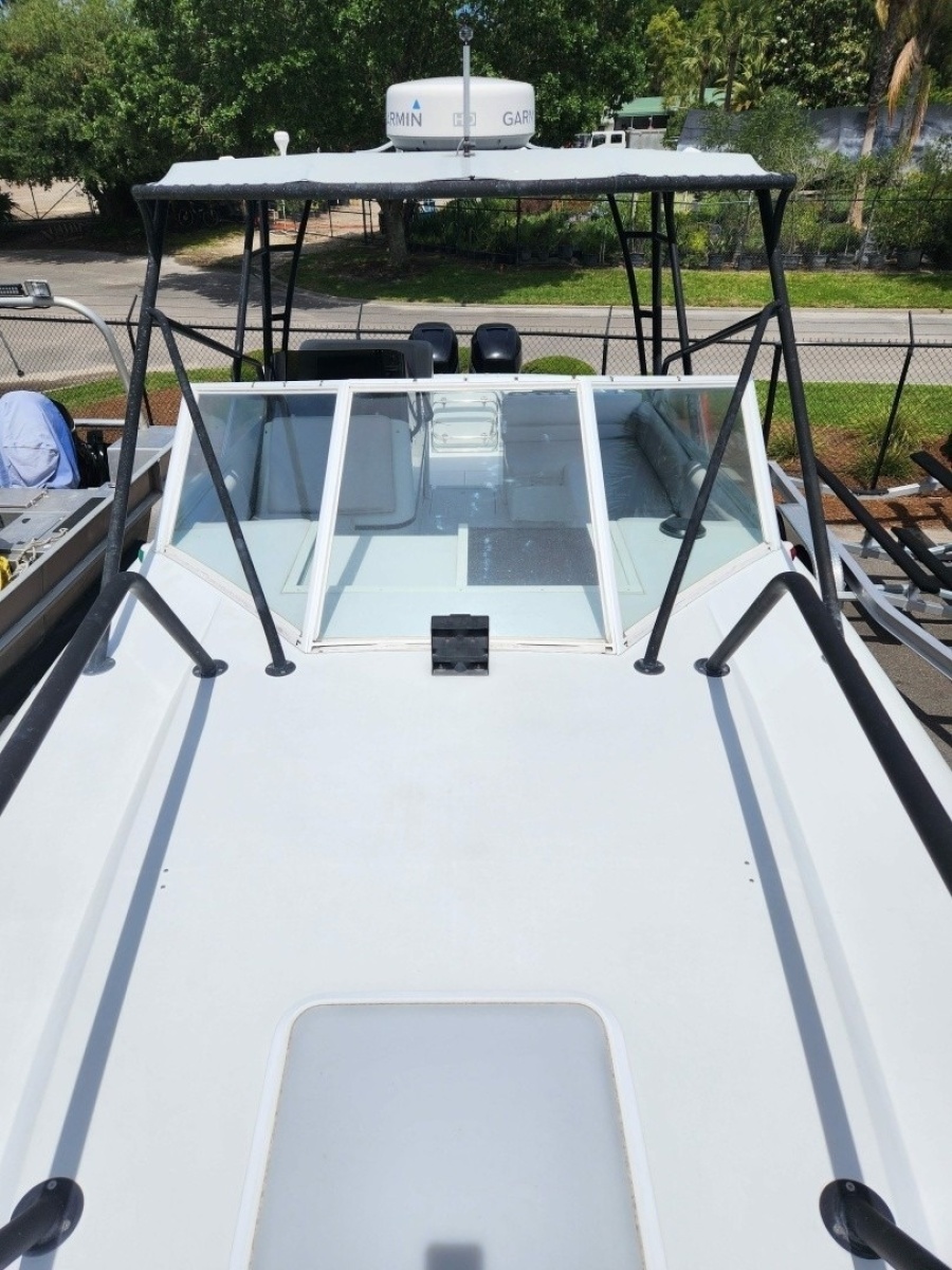 2001 Contender 35 Side Console