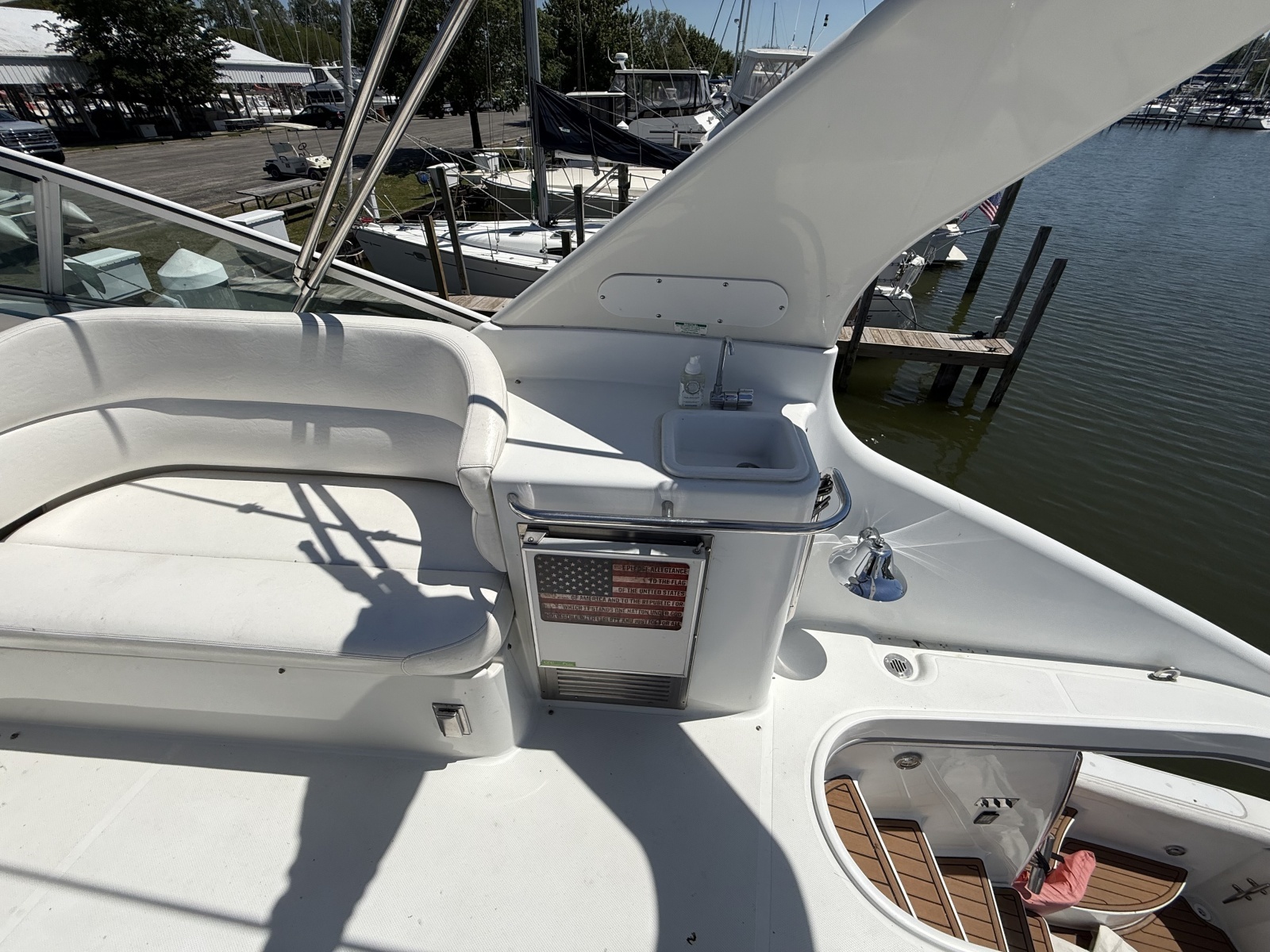 1999 Carver 450 Voyager