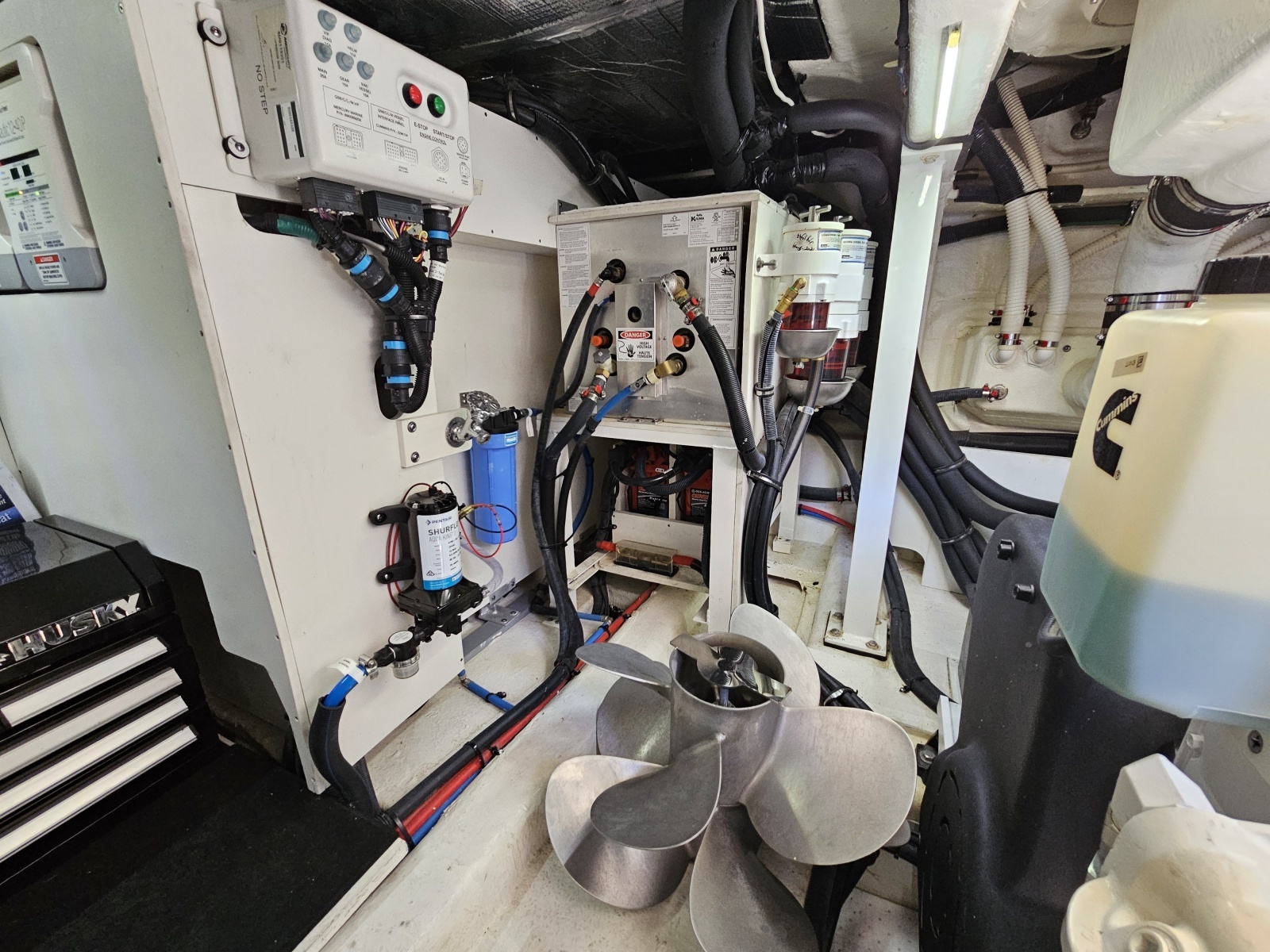 2019 Sea Ray 520 Sundancer photo 54