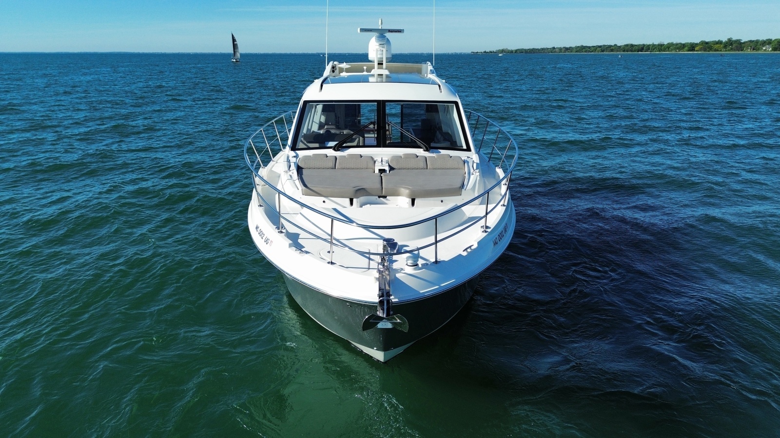 2019 Sea Ray 520 Sundancer photo 7