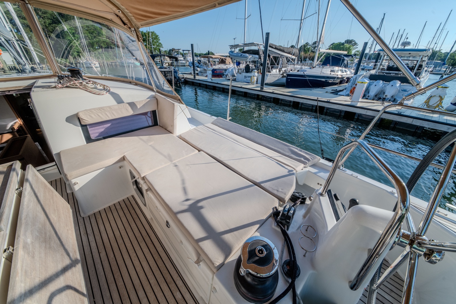 2019 Jeanneau Sun Odyssey 490