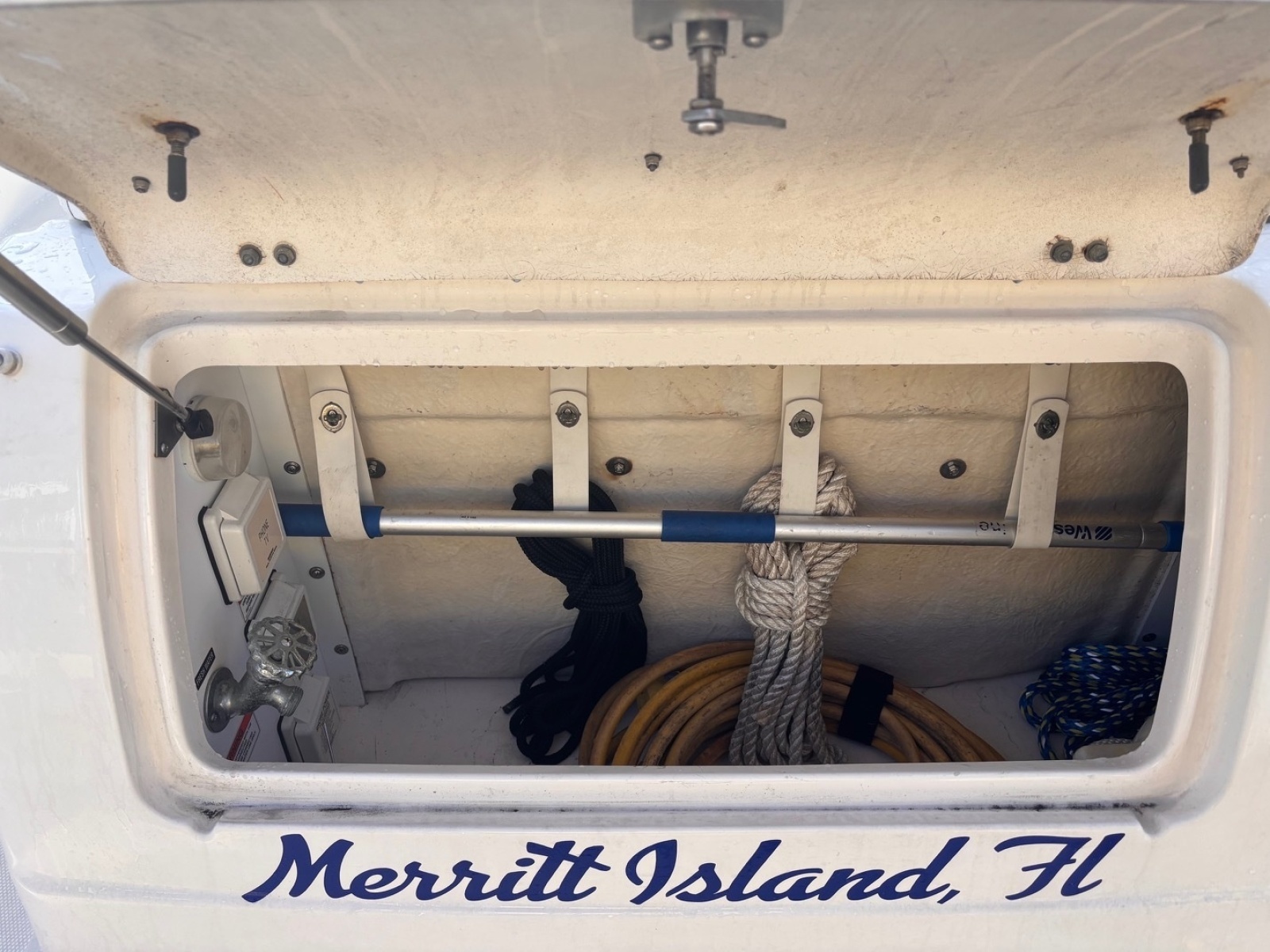 26ft Sea Ray Yacht For Sale