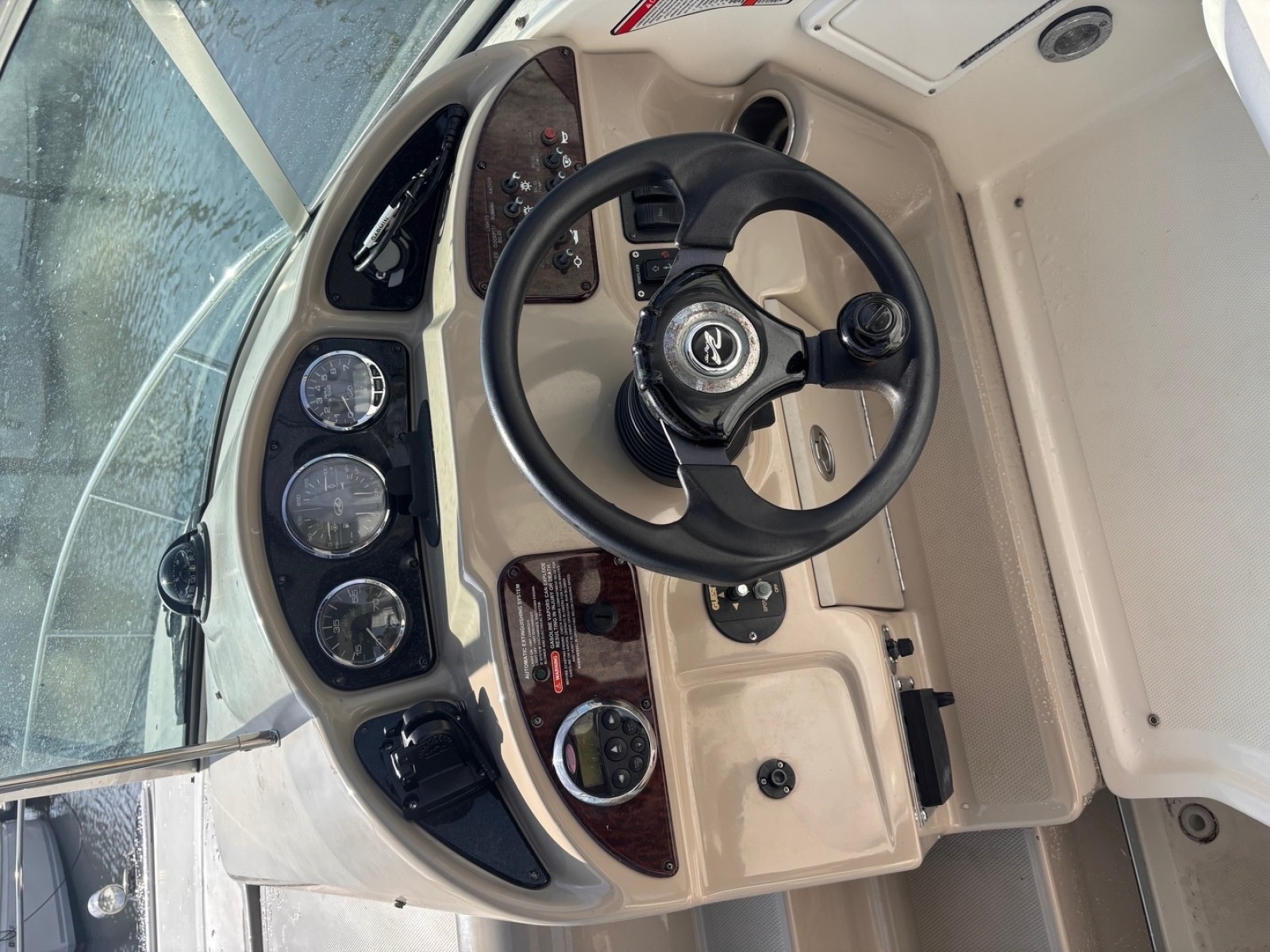 26ft Sea Ray Yacht For Sale