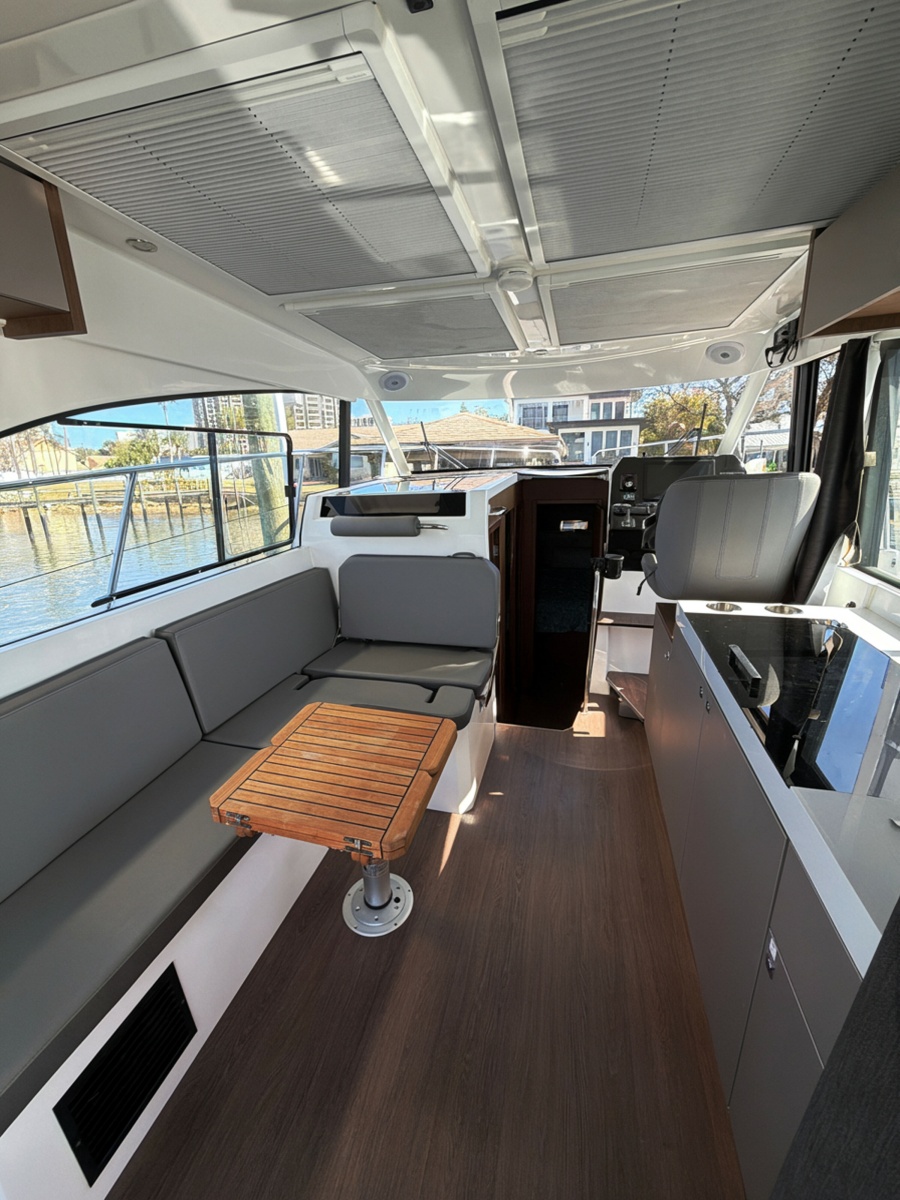 2023 Beneteau Antares 11