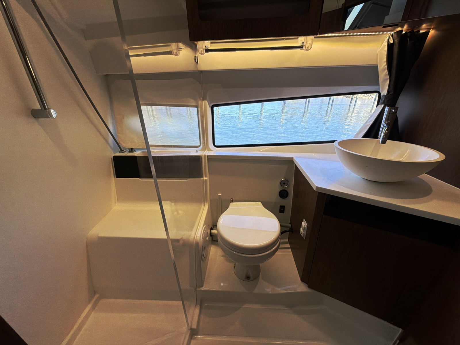 2023 Beneteau Antares 11