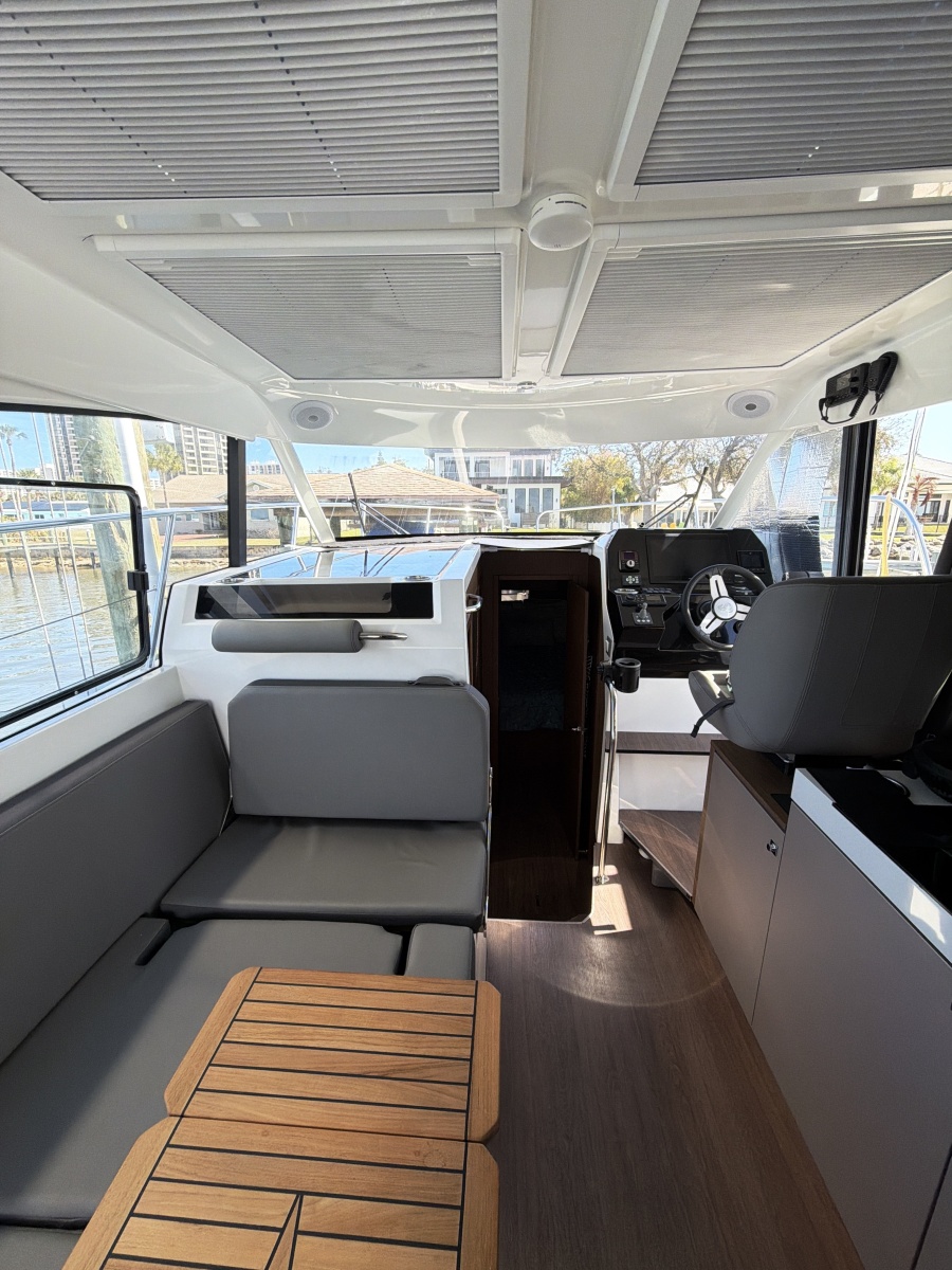 2023 Beneteau Antares 11