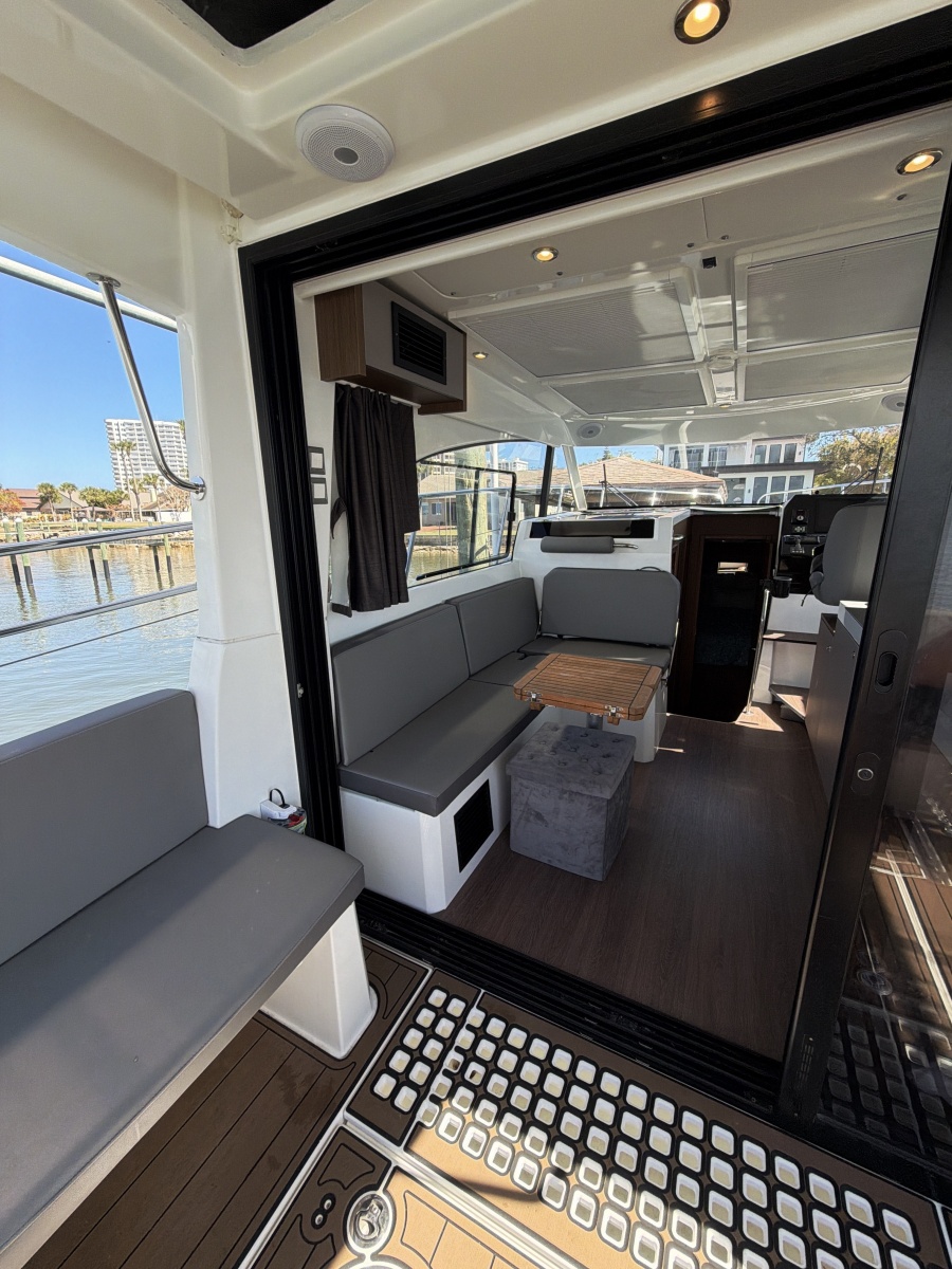 2023 Beneteau Antares 11