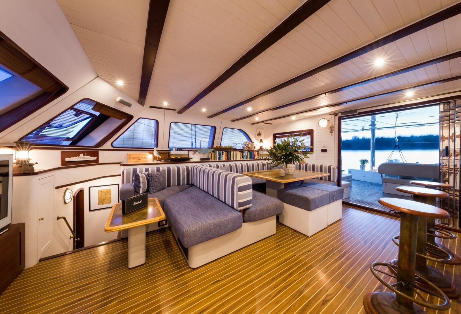 2009 Sunreef 70
