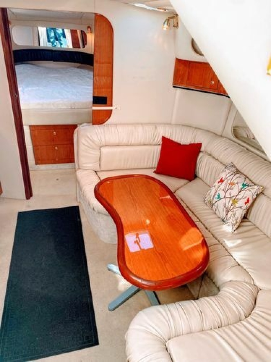 1999 Sea Ray 370 Express
