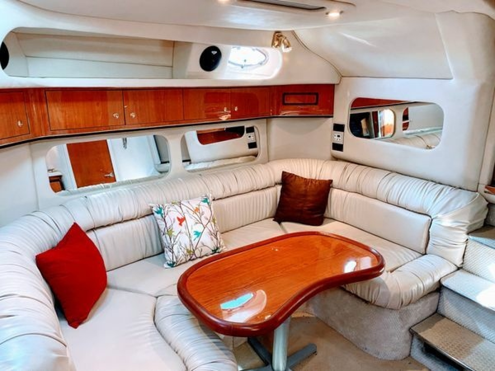1999 Sea Ray 370 Express