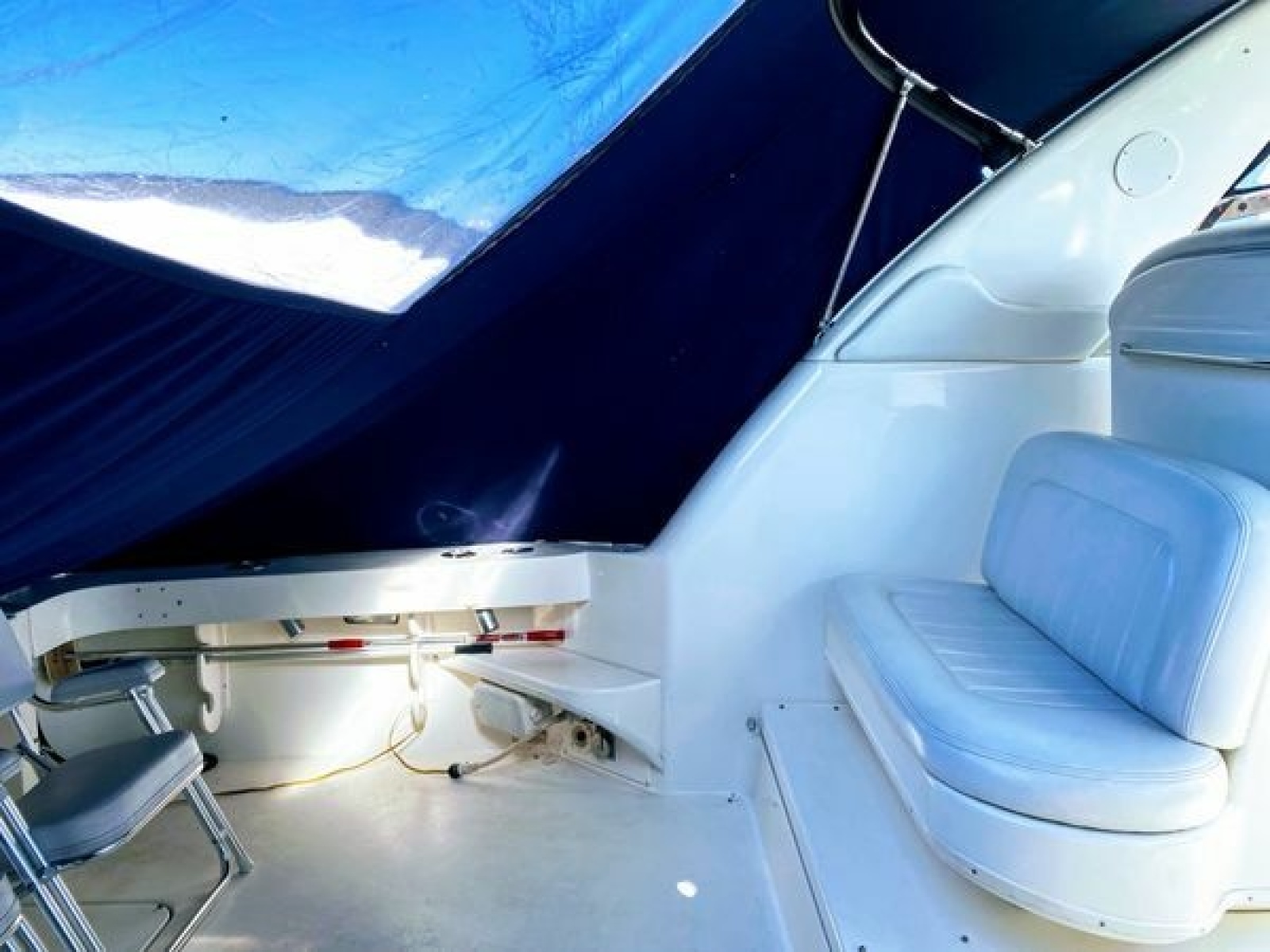1999 Sea Ray 370 Express