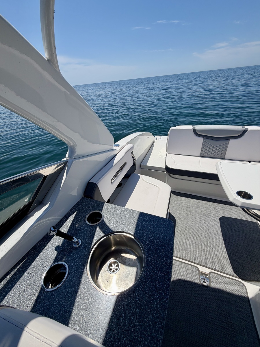 2018 Chaparral 307