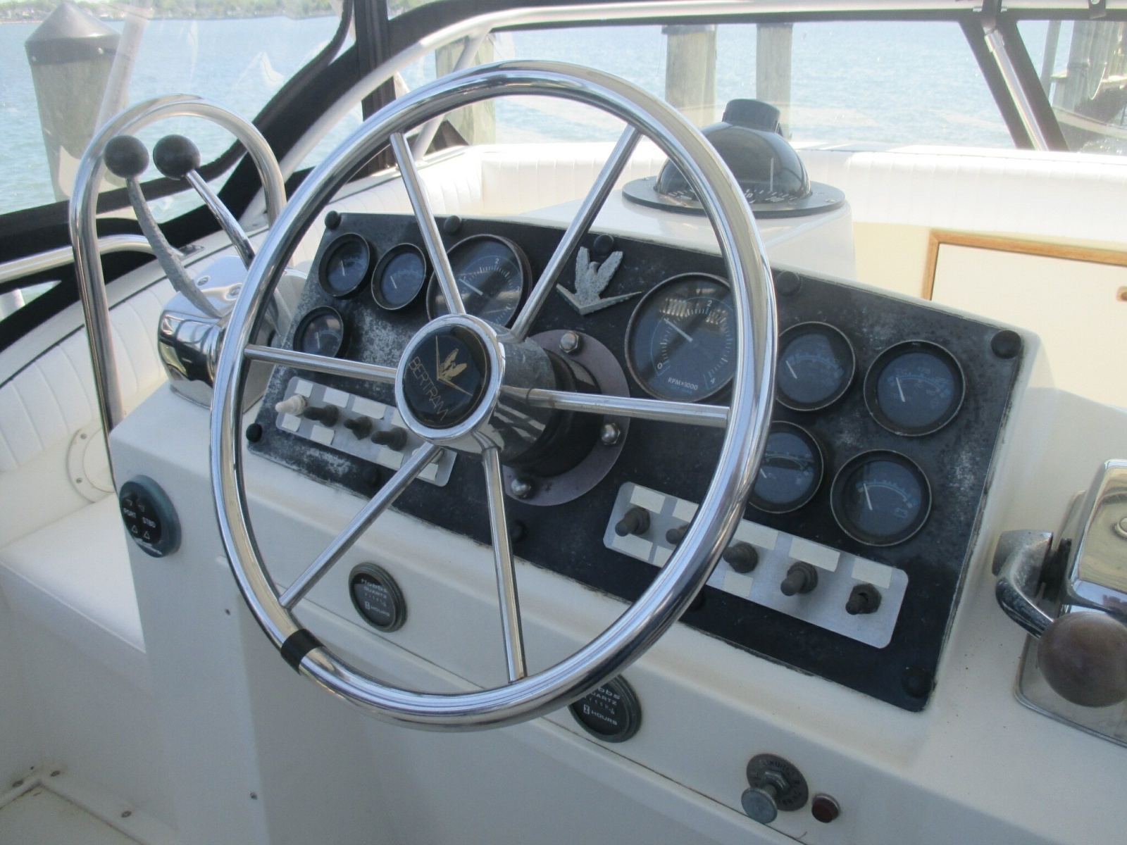 1984 Bertram 35 Convertable