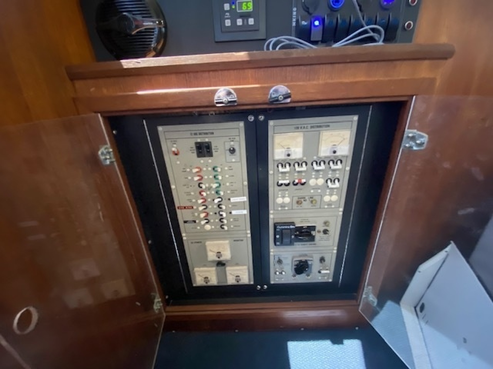 1984 Bertram 35 Convertable