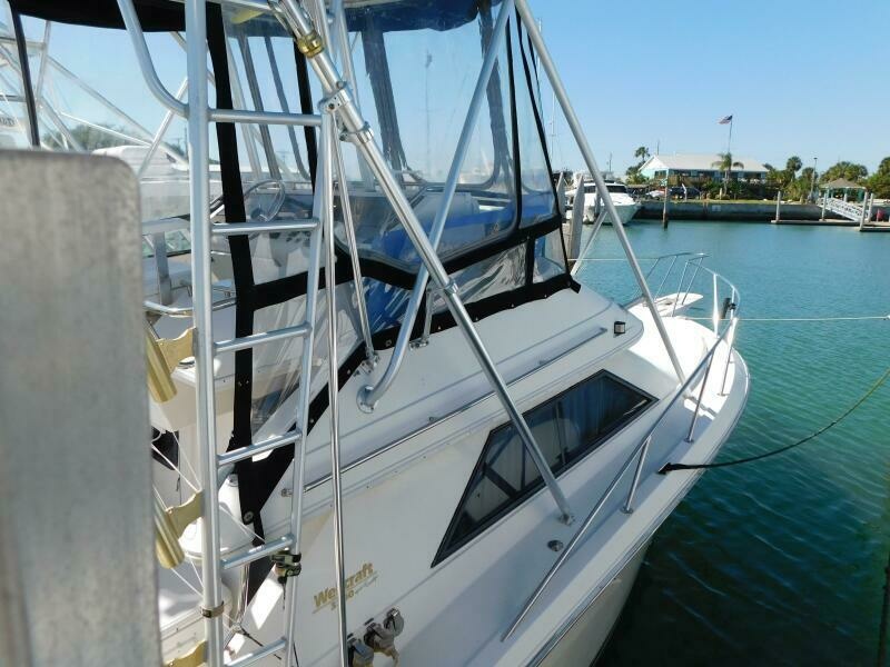 1991 Wellcraft Sport Bridge 3300