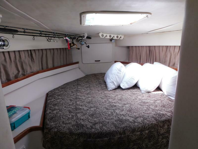 1991 Wellcraft Sport Bridge 3300