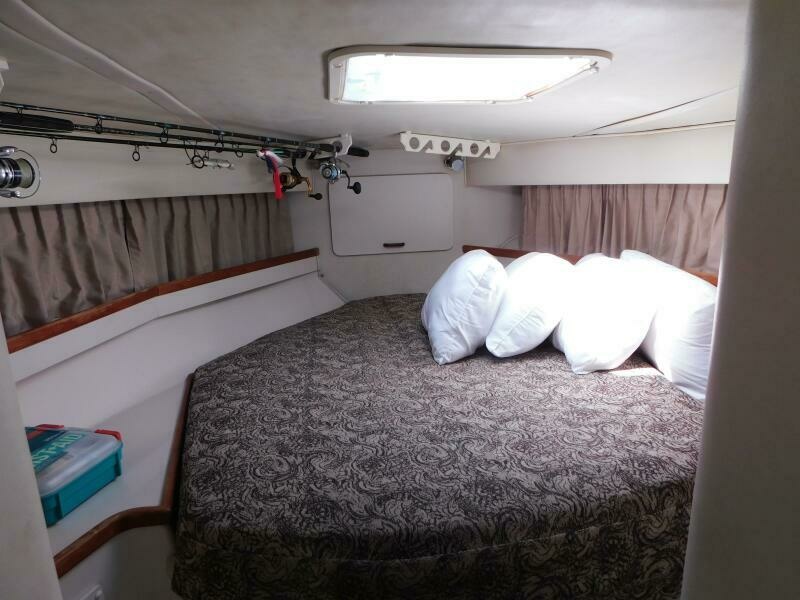 1991 Wellcraft Sport Bridge 3300
