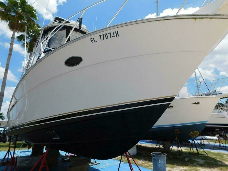1991 Wellcraft Sport Bridge 3300