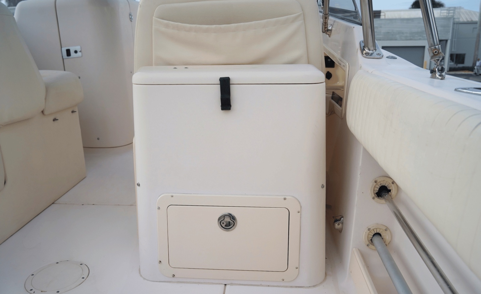 27ft Grady White Yacht For Sale