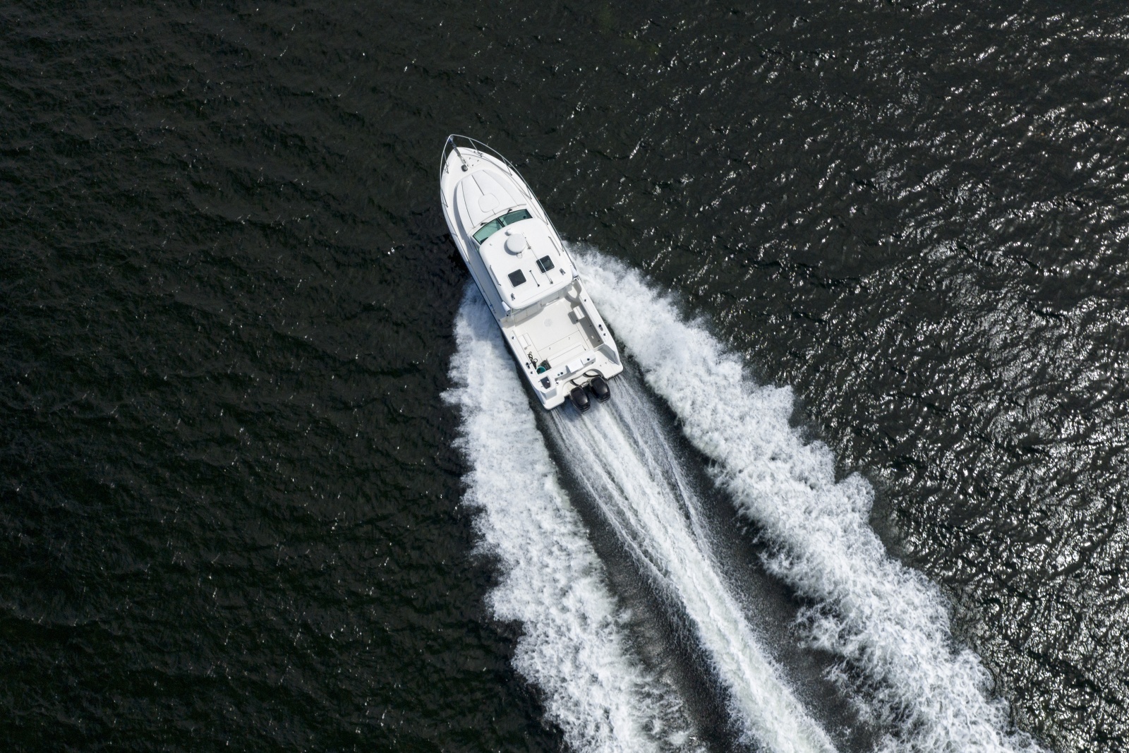 2014 Boston Whaler 315 Conquest