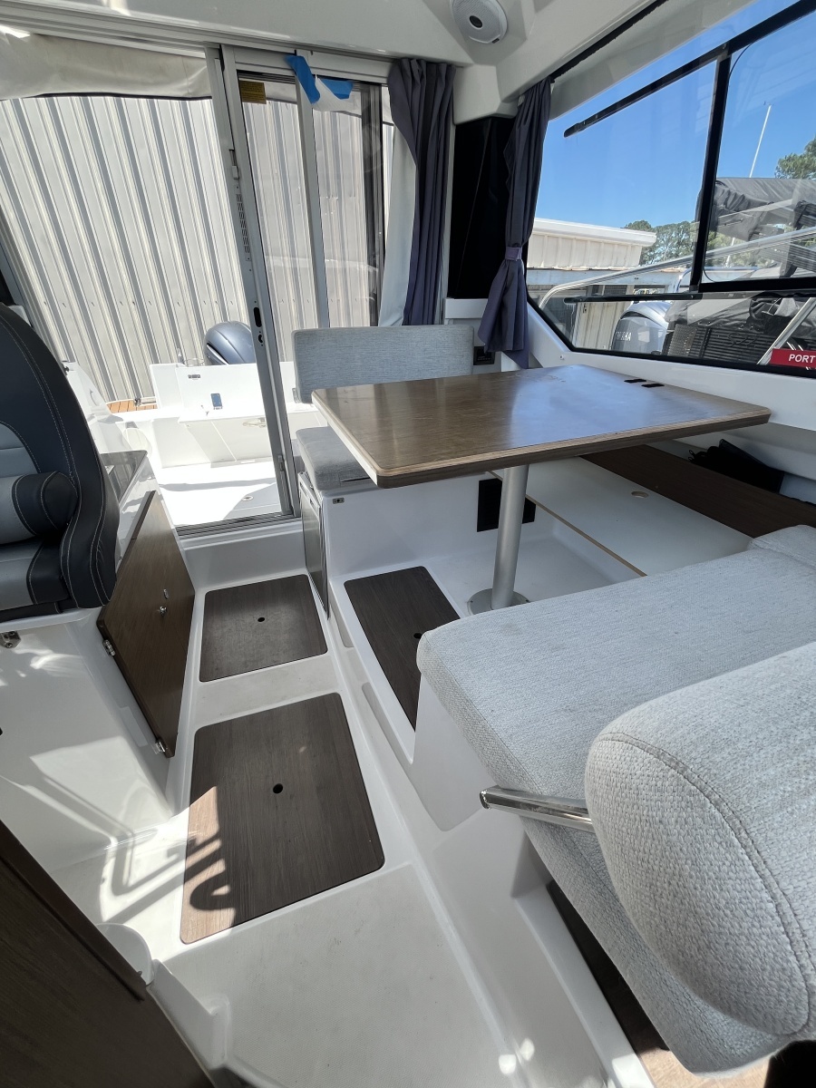 2022 Jeanneau NC 795 Series 2