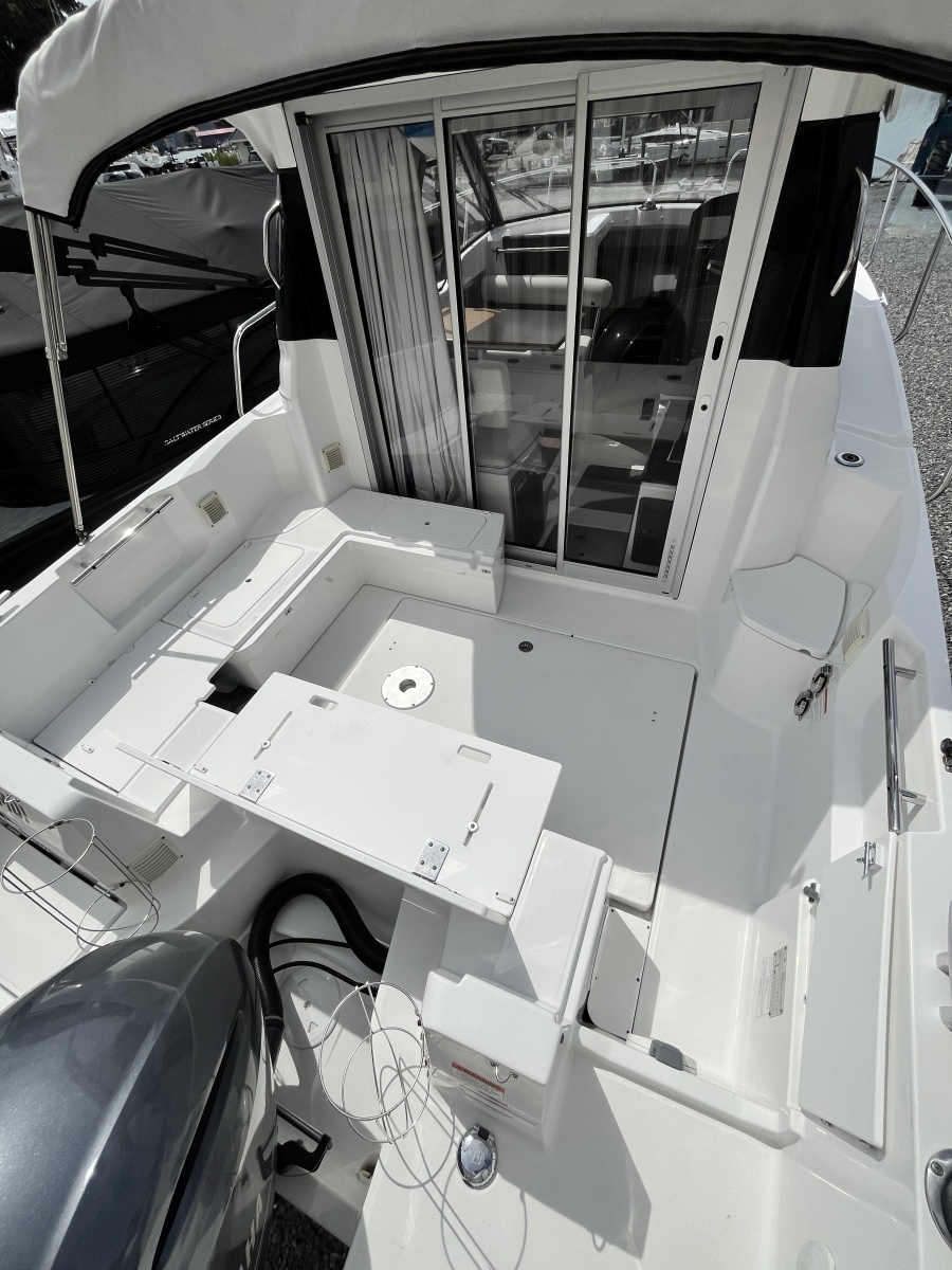 2022 Jeanneau NC 795 Series 2