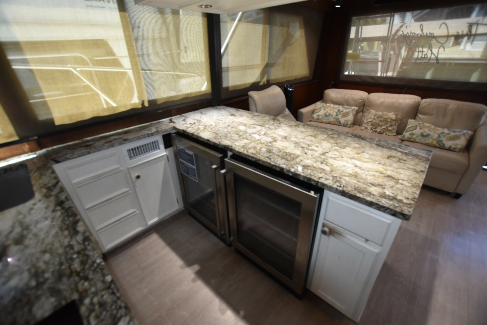 1983 Hatteras High Performance Convertible