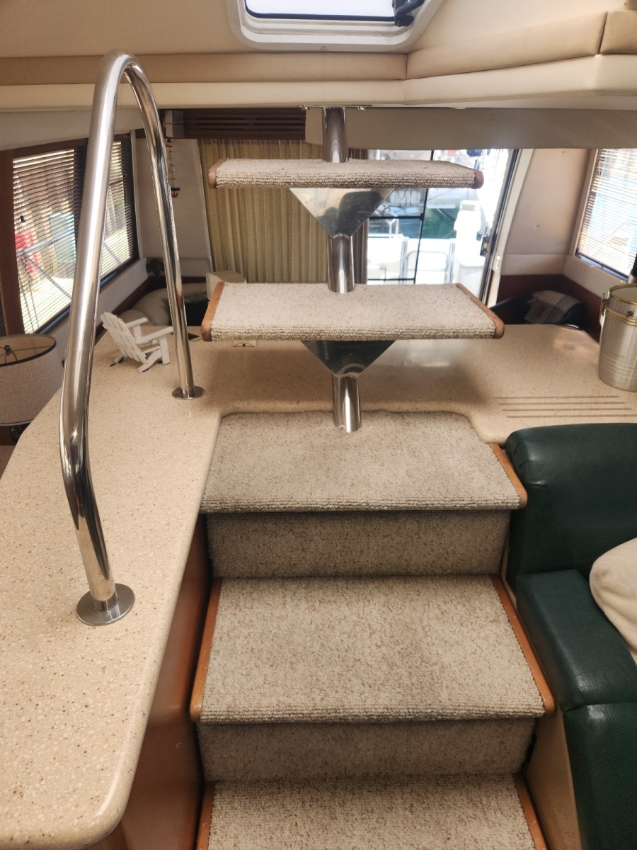 1998 Carver Voyager Pilothouse