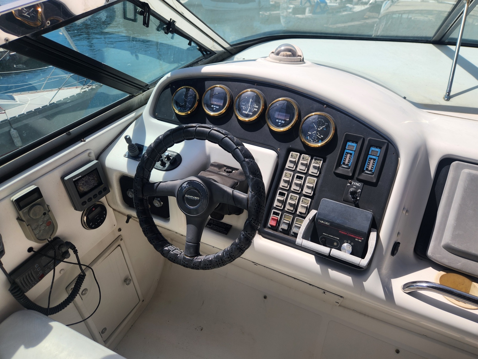 1998 Carver Voyager Pilothouse