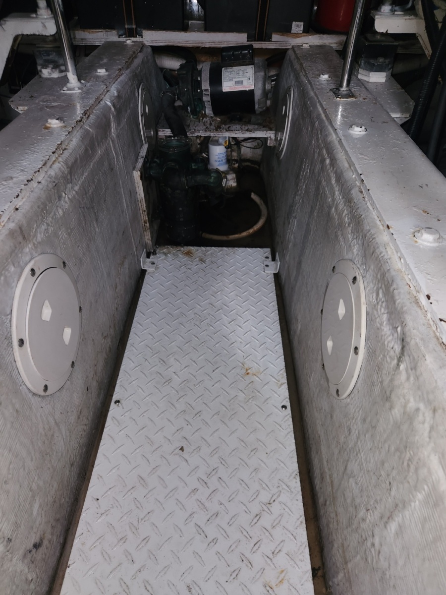 1998 Carver Voyager Pilothouse