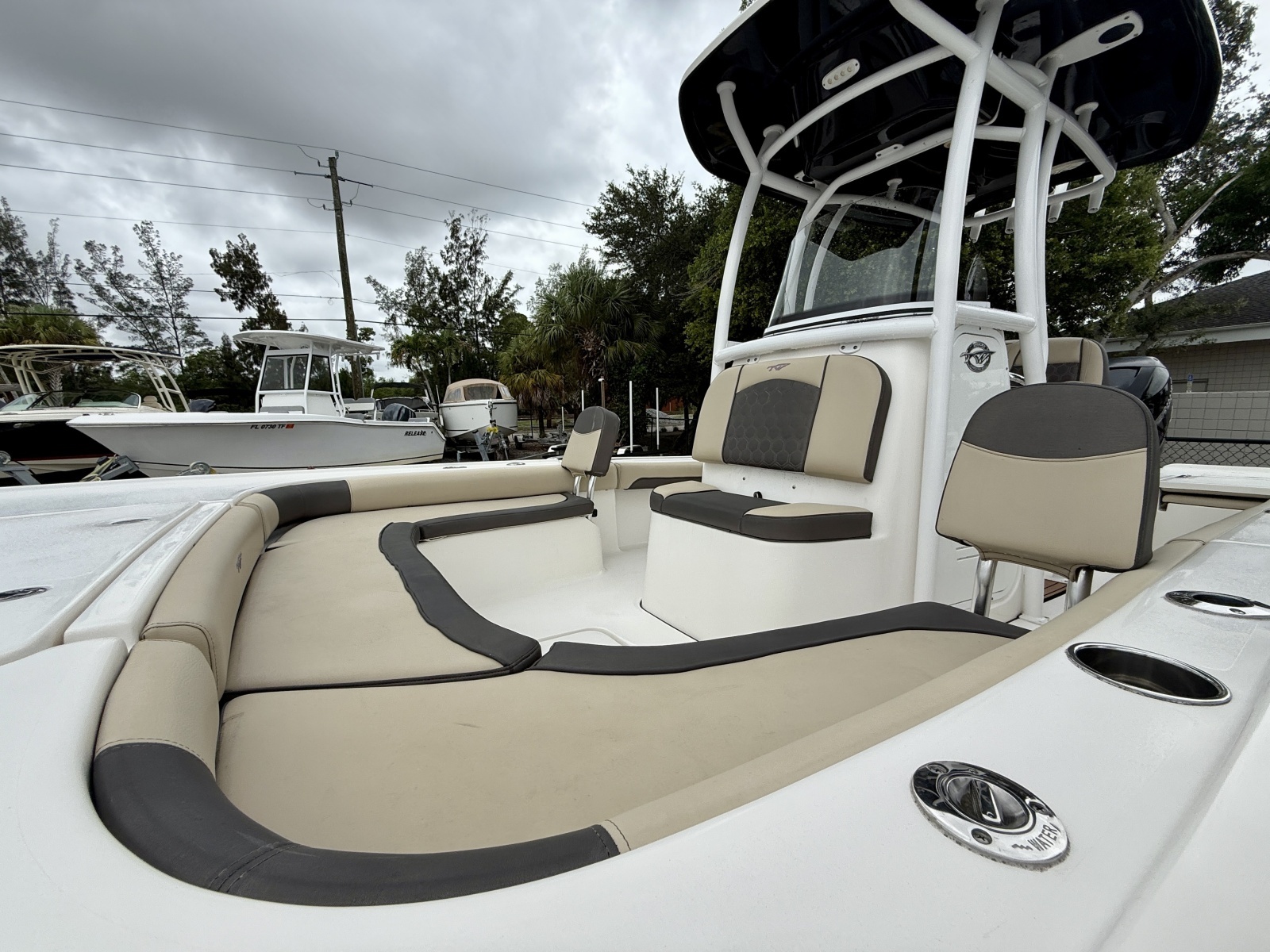 25ft Tidewater Yacht For Sale