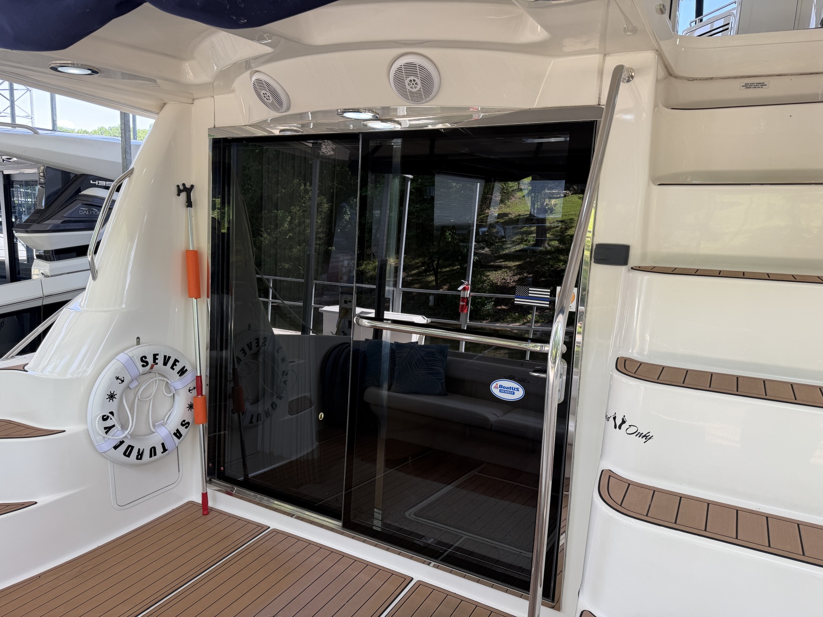 2005 Sea Ray 550 SEDAN BRIDGE