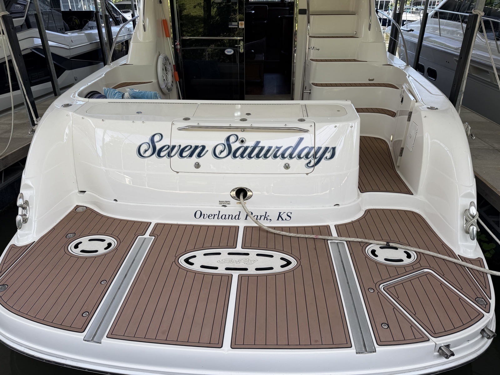2005 Sea Ray 550 SEDAN BRIDGE