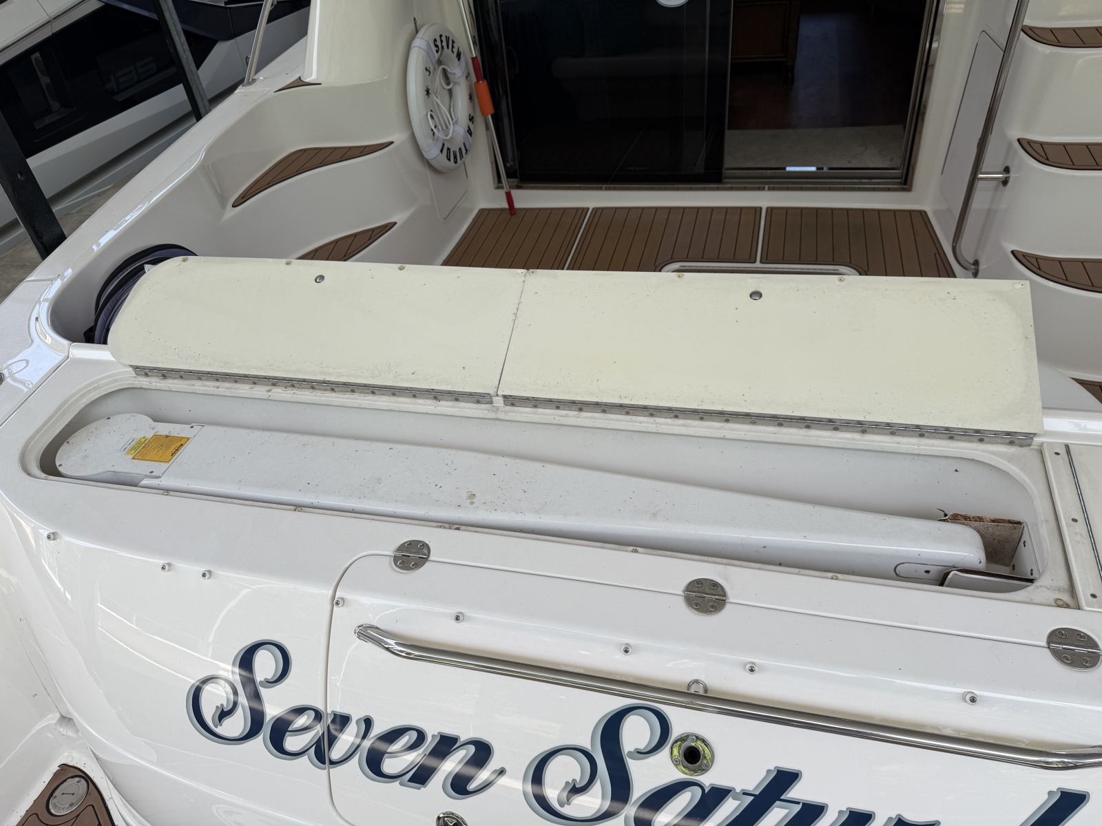 2005 Sea Ray 550 SEDAN BRIDGE